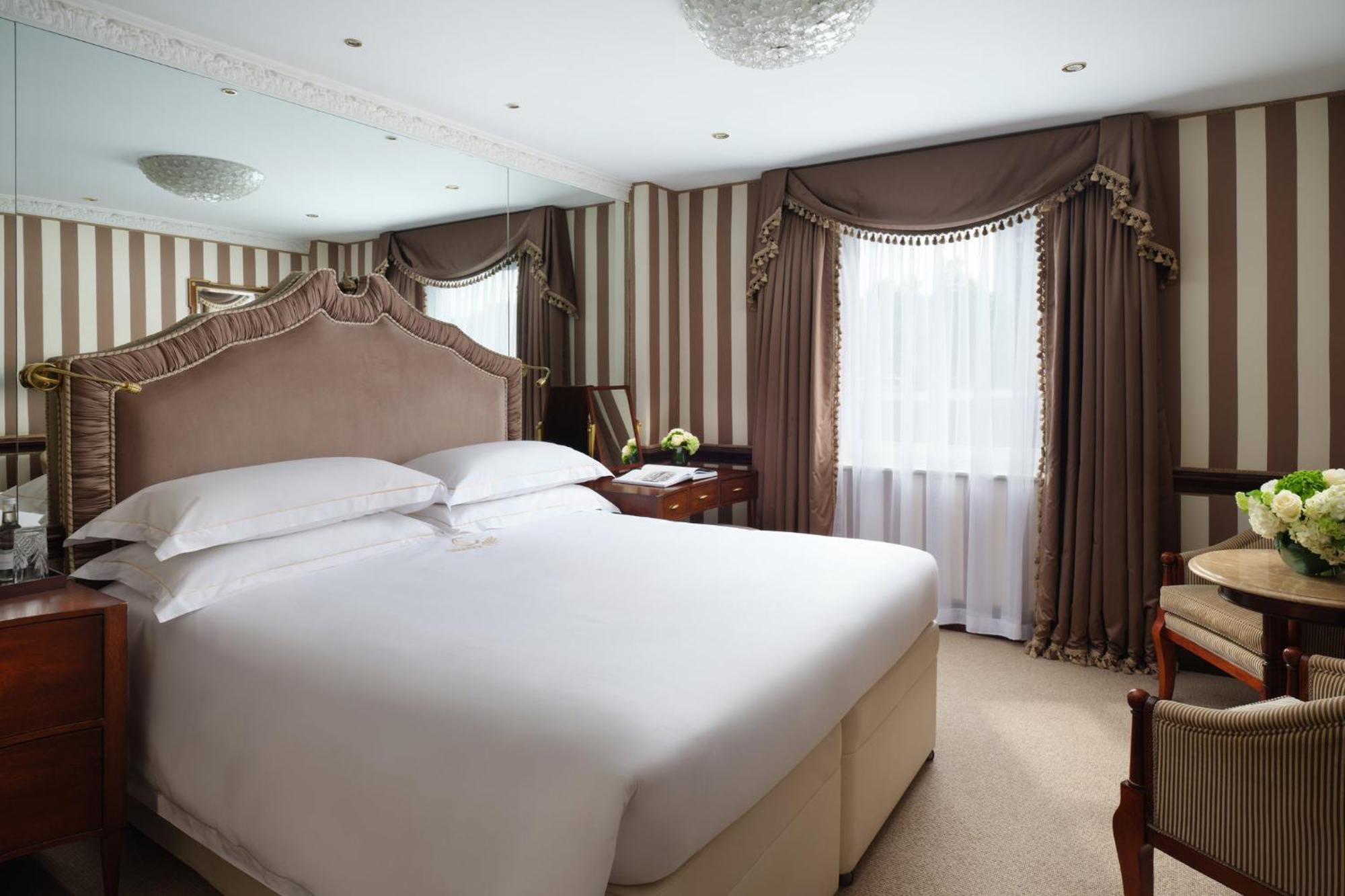 The Chesterfield Mayfair Londra Esterno foto