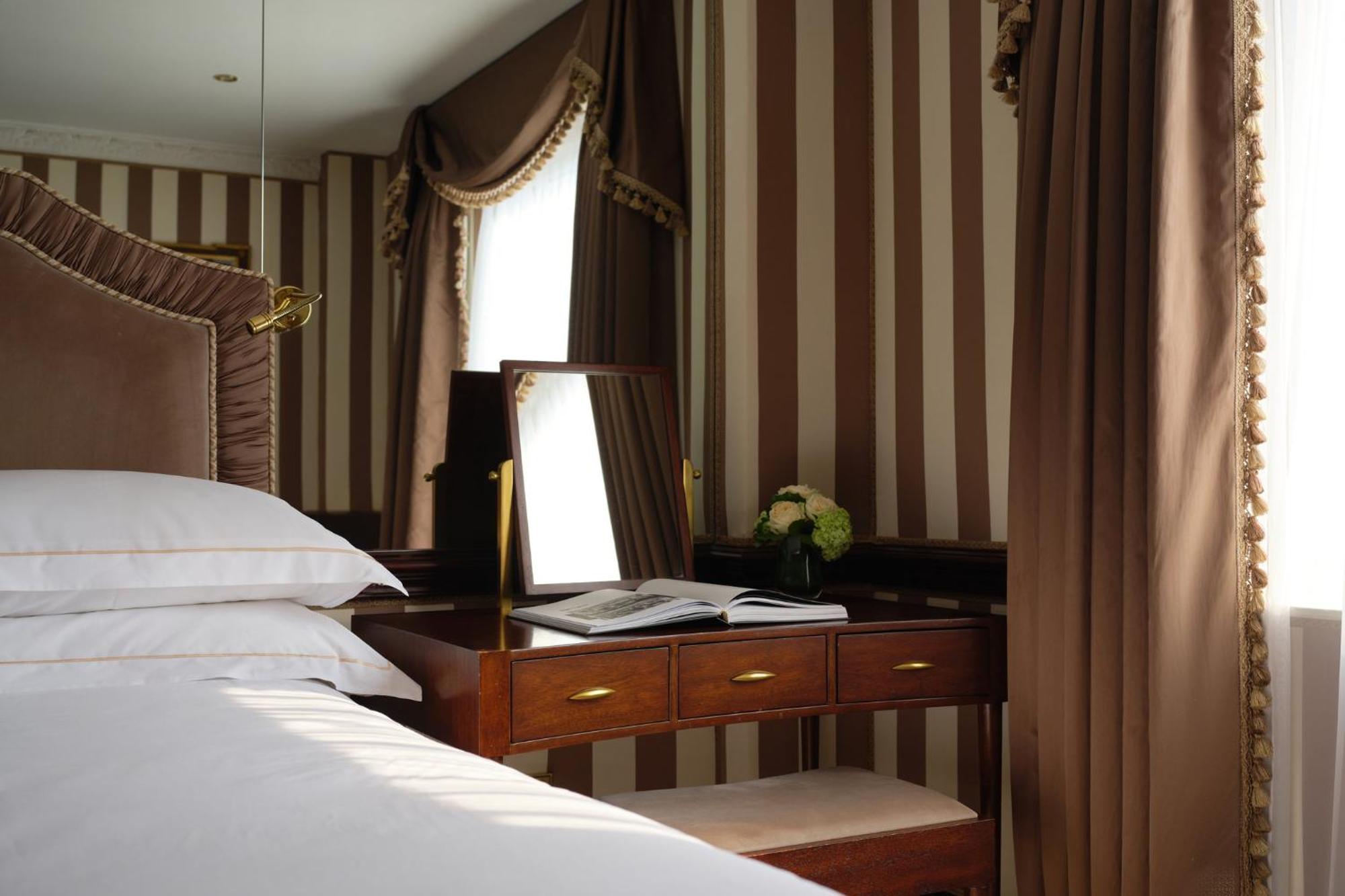 The Chesterfield Mayfair Londra Esterno foto